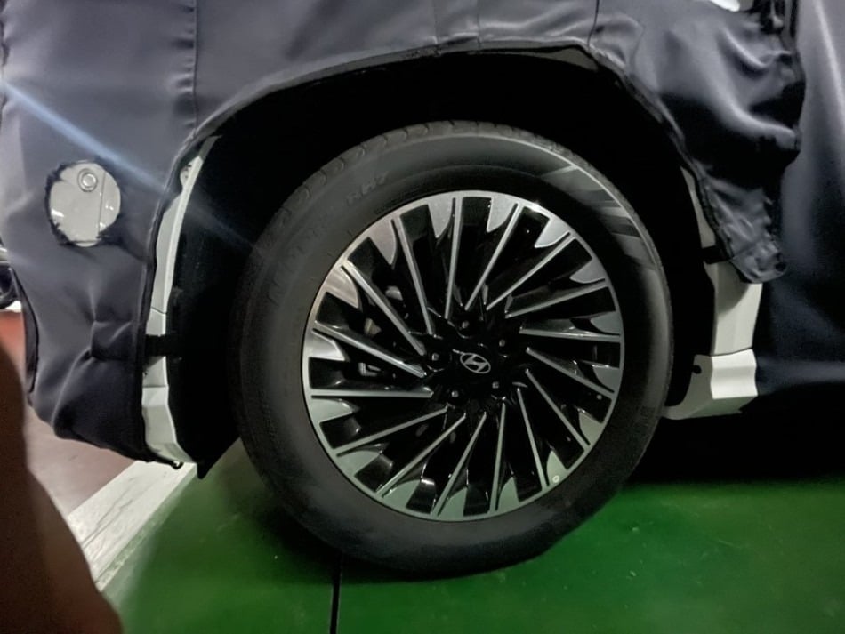 Hyundai Custin 2026