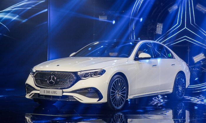 Mercedes-Benz E-Class thế hệ mới ra mắt vào ngày 16/1